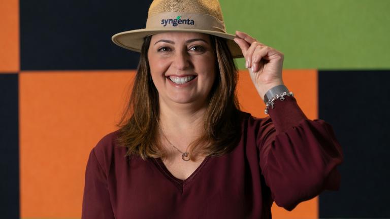 Suzeti Ferreira é uma das profissionais que compõe os 50% do sexo feminino.
