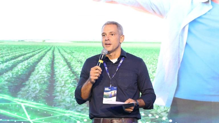 Igor Lyra, Head LATAM de Biológicos e Seedcare da Syngenta durante o evento que marcou o novo posicionamento da companhia